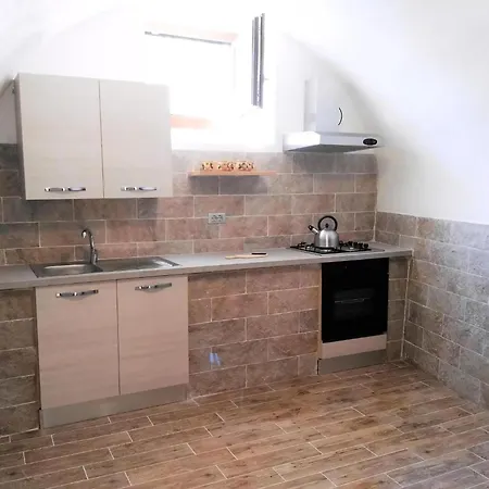 Lancillotto In Visio Tremosine