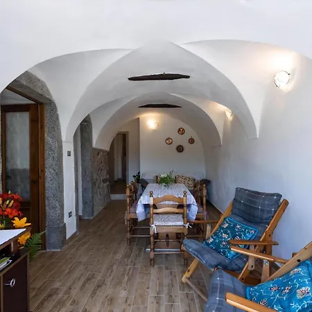 Apartment Lancillotto In Visio Tremosine